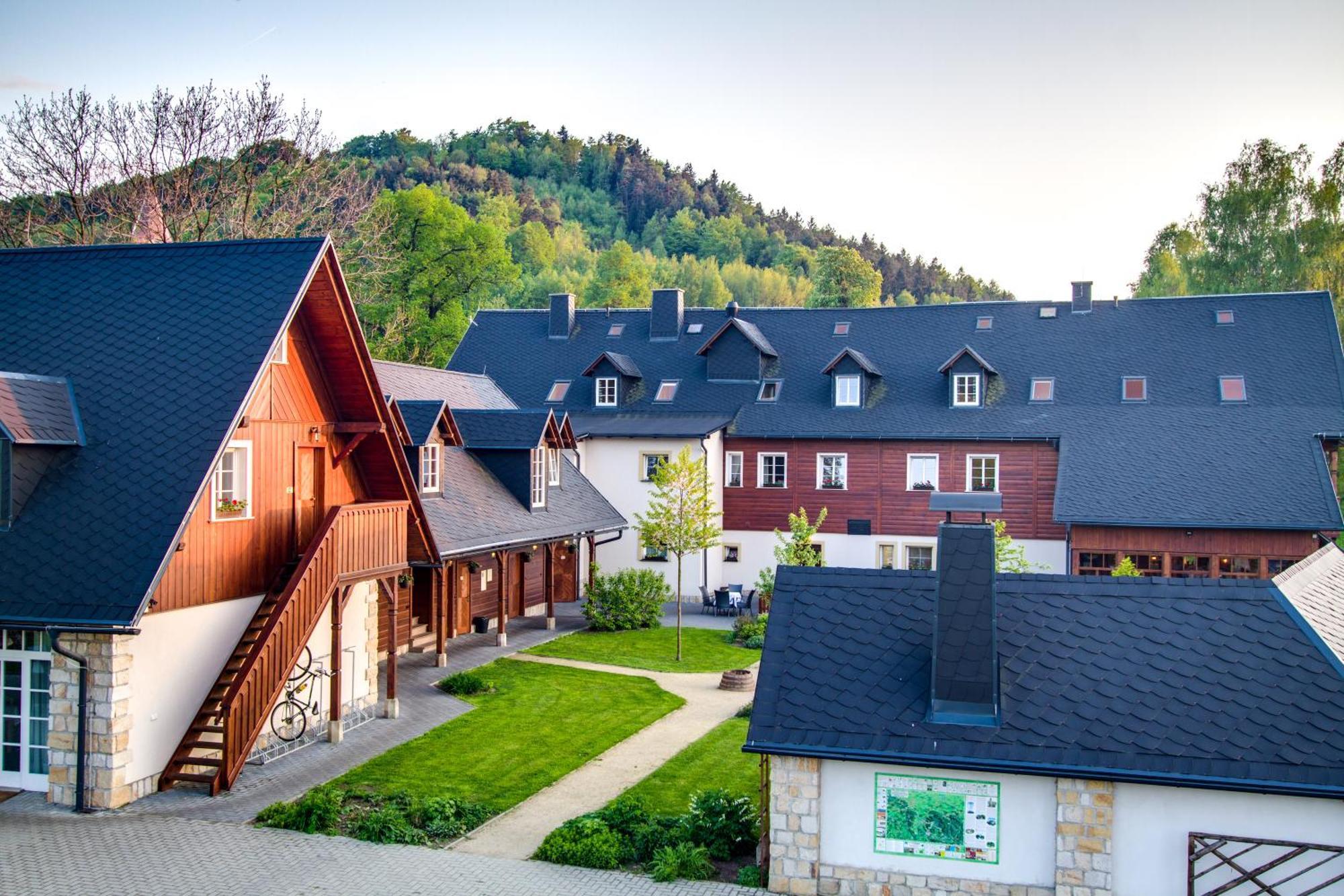 Apartmany Nad Stajemi - Jitravsky Dvorec Ринольтице Экстерьер фото